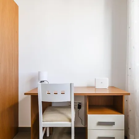 A&n Sunlit Penthouse Steps From The