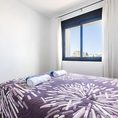 A&n Sunlit Penthouse Steps From The *