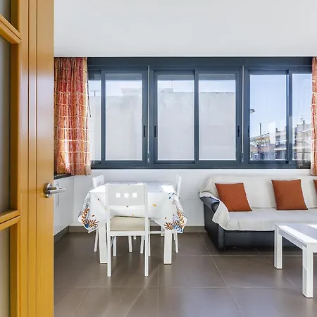 아파트 A&n Sunlit Penthouse Steps From The