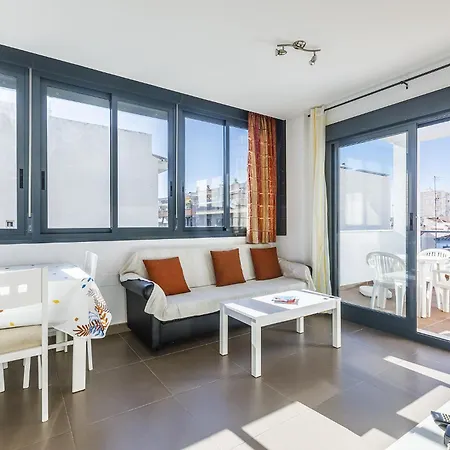 A&n Sunlit Penthouse Steps From The 토레델마르