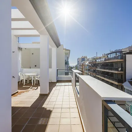 A&n Sunlit Penthouse Steps From The 아파트 토레델마르