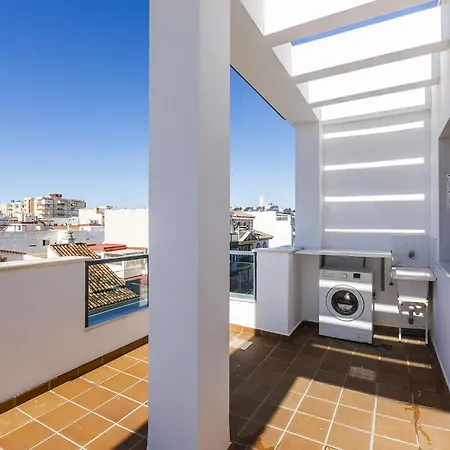 A&n Sunlit Penthouse Steps From The